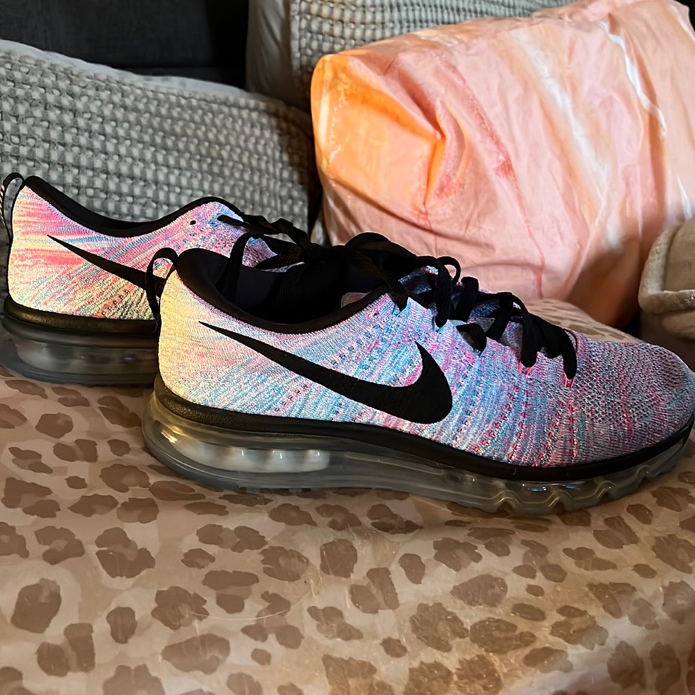 Womens nike air max